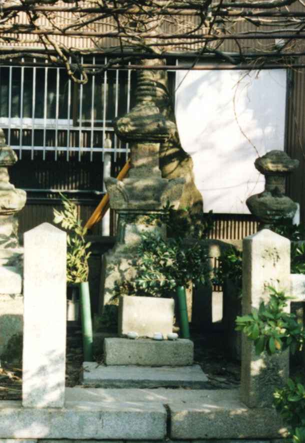 姫の墓誓願寺