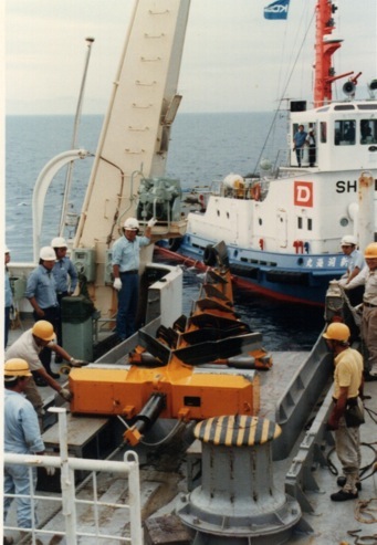 KDD�ۗm��P���Q���@�i���a�T�X.�X�j