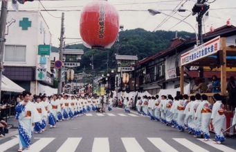 �u�ؑ]�߁v�@�ؑ]���ǂ�<br />�@�@�ؑ]���ǂ�S�����@���쌧�ؑ]�������@�i��11.7�j