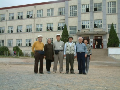 �����\���w�����畔�Ձi���E�H��w�j�ɂē����̒��Ԃ�