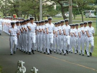 �����̕���s�i